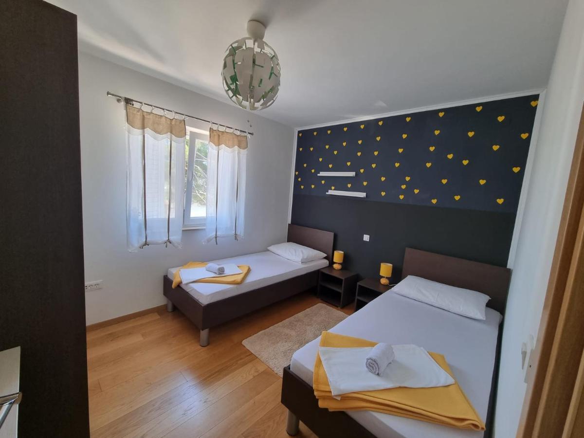 Apartman Marija Biograd Na Moru Zewnętrze zdjęcie